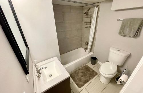 Canaryville Casa | Close to Downtown - Free Parking