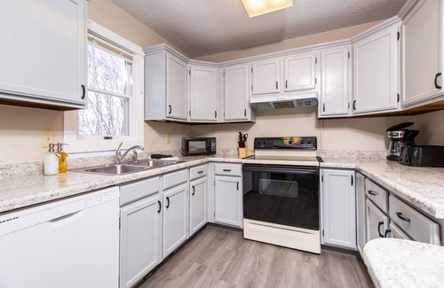 Rapid City Casa | ⁑Close to Downtown⁑Patio Seating⁑Clean&Quiet⁑