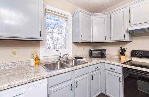 Rapid City Casa | ⁑Close to Downtown⁑Patio Seating⁑Clean&Quiet⁑