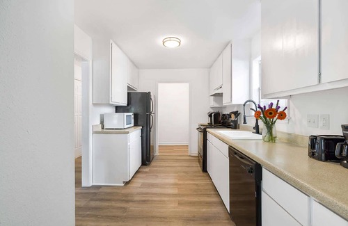 Westfield Casa | Close to downtown & UT | Stone's Throw by Portoro