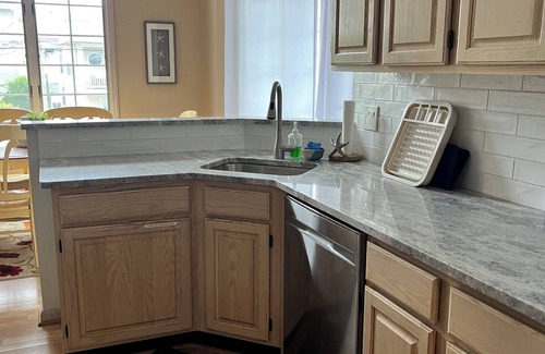 Cape May - Wildwood Condominio | Close to everything! Short walk to beach, boardwalk and restaurants