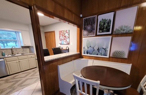 Northeast Carrollton Casa | Close to everything - Family friendly