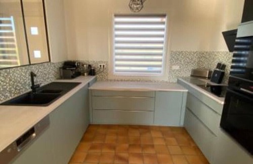 Saint-Brieuc-de-Mauron Casa | Close to the magical Broçeliande forest, quiet countryside, with sauna.