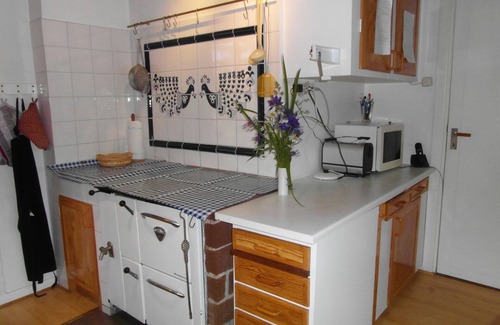 Ryd Casa | Close to lake Småland: House for up to 8 adults (+2K), sauna, nature & family fun