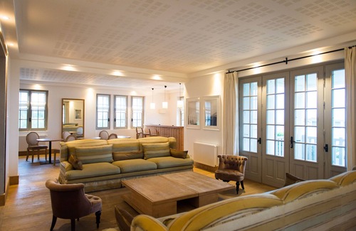 Deauville Villa | Cerca de playas, la Villa Namouna en Deauville ofrece una hermosa vista del mar,
