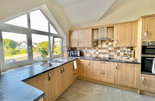 Holyhead Casa | Close to Marina
