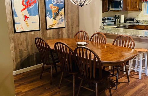 North Woodstock Casa | A0125 - Gestionado por Loon Reservation Service - NH Meals & Rooms Lic # 056365