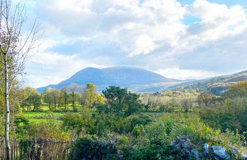 Brynrefail Casa | Close to Snowdon with Mountain views of Snowdonia