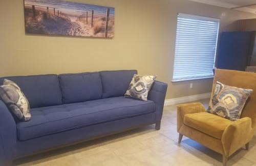 Paradise Casa | CLOSE TO STRIP, Very Private, GATED, Huge Floorplan, WIFI, Washer&Dryer
