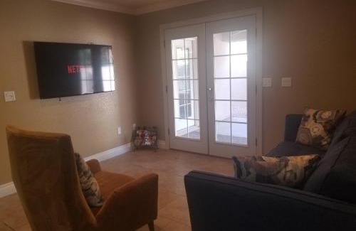 Paradise Casa | CLOSE TO STRIP, Very Private, GATED, Huge Floorplan, WIFI, Washer&Dryer