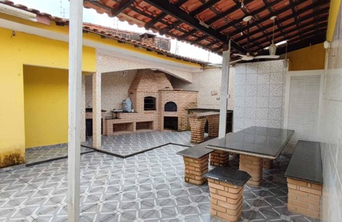 Balneario Gaivotas Casa | Close to the beach, 3 bedrooms, 4 garages for 15 people