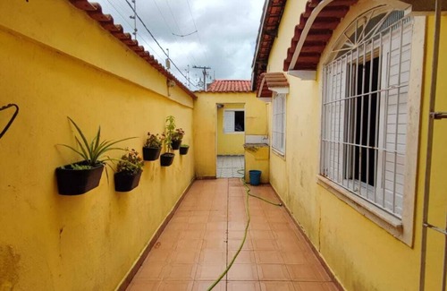 Balneario Gaivotas Casa | Close to the beach, 3 bedrooms, 4 garages for 15 people