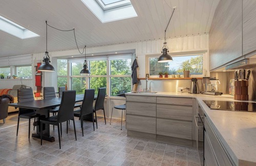 Vibæk Strand Casa | Close to the beach and forest and Ebeltoft