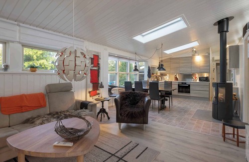 Vibæk Strand Casa | Close to the beach and forest and Ebeltoft