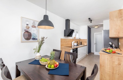Veruda Apartamento | Close to the Beach and the Mall - Sunny Pula