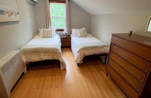 Southampton Casa | Close to the beach and downtown
