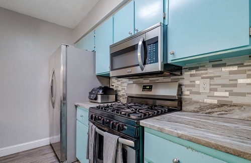 Montgomery Casa | Close to the Coast
