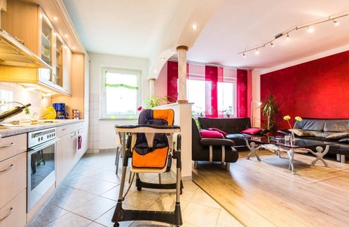 Muelheim Apartamento | Cerca de la feria: hermoso y luminoso apartamento de 3 habitaciones, 70 m²