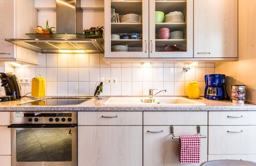 Muelheim Apartamento | Cerca de la feria: hermoso y luminoso apartamento de 3 habitaciones, 70 m²