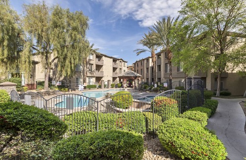 Spring Valley Condominio | Close to the Las Vegas strip. Cozy and comfortable 2bd 2ba.