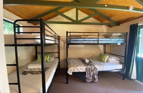 Turangi Cabina | Close to the river, 11 TeAho is a family lodge with plenty of character