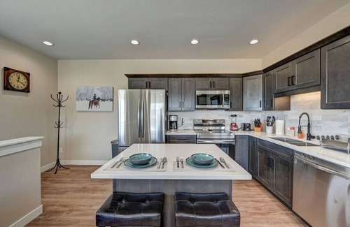 Buena Vista Apartamento | Close to town and dog walking area!