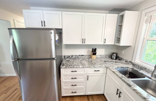 Wakefield-Peacedale Casa | Charming 5-bedroom house near quaint downtown Wakefield with AC, Wifi.