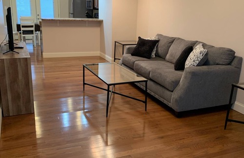 Westover Casa | Close to WVU football and Black Bears baseball stadiums