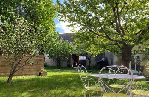 Savigne-sur-Lathan Casa | Closerie la Fontaine