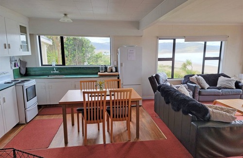 Curio Bay Casa | CLOUD9 Curio Bay, frente a la playa, Porpoise Bay.
