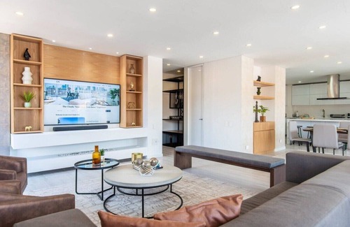 Usaquen Apartamento | Cloud9 | Chic Penthouse | The Diamond