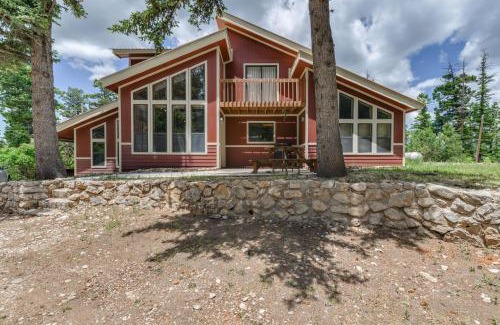 Cloudcroft Casa | Cloudcroft Mtn Home with Patio, Walk to Golf Course!