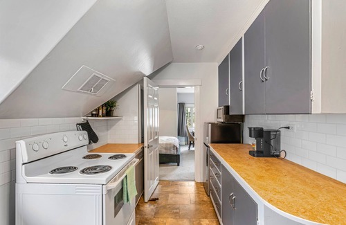 Nelson Hotel | Cloudside Hotel