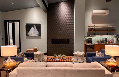 Seneca Casa | Cloudwalker on Keowee