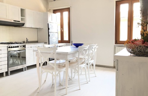 Porto Ceresio Apartamento | CLUA Holiday House