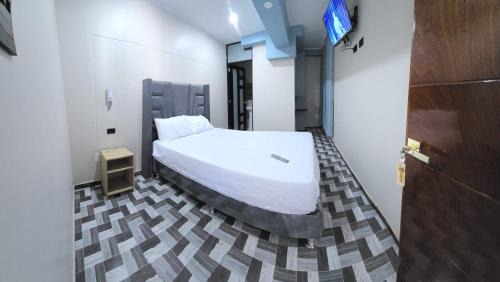 El Tambo Hotel | CLUB 33 FIT Hotel Gym