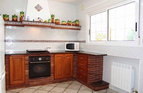Cunit Villa | Club Villamar - Preciosa casa con piscina privada y bonito bien cuidado el jardin para disfrutar ...