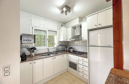 Vidreres Villa | Club Villamar - Villa acogedora con 3 habitaciones, parking y internet Wifi