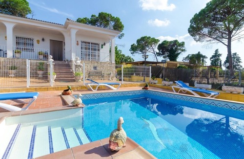 Sils Villa | Club Villamar - Bonita casa con piscina privada y barbacoa, muy comoda