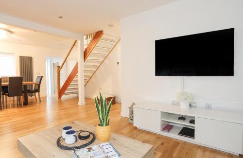 Trearddur Bay Casa | Clydfan, No 1 Trearddur Road