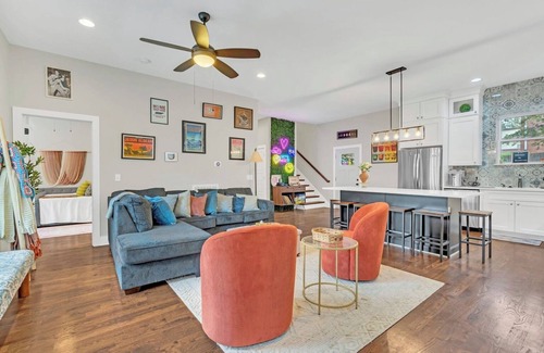 Shelby Hills Casa | CMA Fest The BlueBelle E Nash Songwriter Stay 3Bed 3Bath HotTub Yard 30+day
