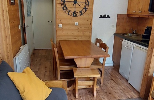 Les Allues Apartamento | Méribel Mottaret, en el corazón de los 3 Valles, apartamento para 4/5 personas al pie de las pistas