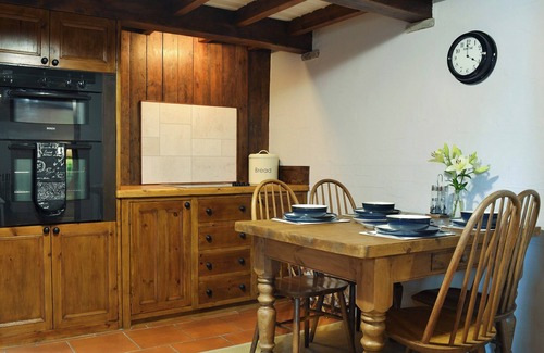 Peak District National Park Cabaña | Courtyard Cottage At Dam Hall Barn