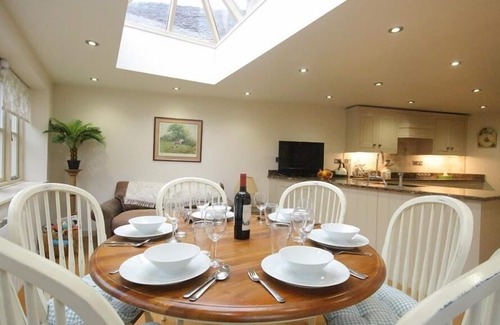 Burford Cabaña | COACH HOUSE BURFORD, ideal para familias en Burford, Ref 988655