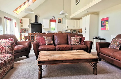 Llanfyrnach Casa | Coach House