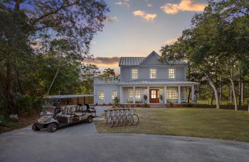White's Gulfview Casa | Coach's Corner by Stay on 30A- Pool, Bikes, Golf Cart