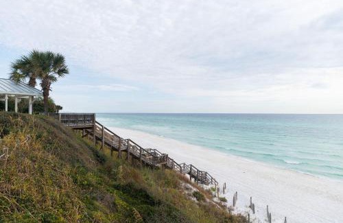White's Gulfview Casa | Coach's Corner by Stay on 30A- Pool, Bikes, Golf Cart