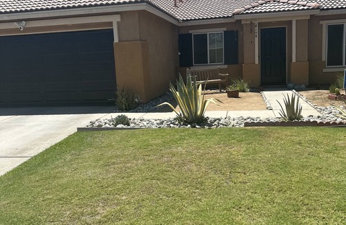 Coachella Casa | Coachella & Stagecoach walking distance