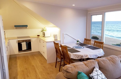 Narrabeen Apartamento | Coachhouse on the Beach