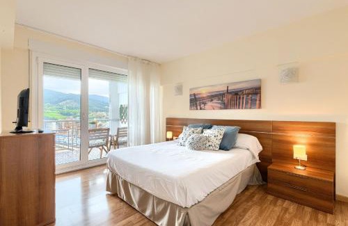 Bakio Apartamento | Coast & Beach View Parking